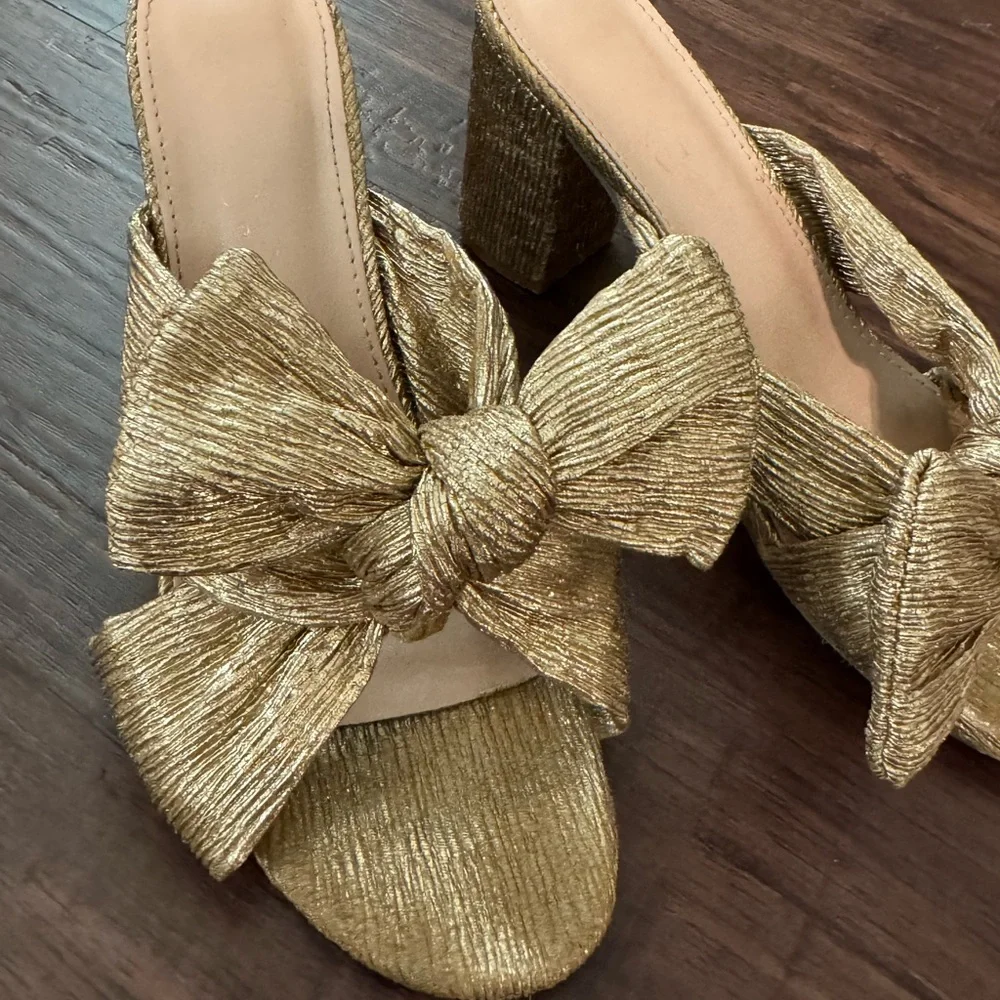 Elegant Gold Bow Detail Women Holiday Party Shoes - Picture 6 of 12